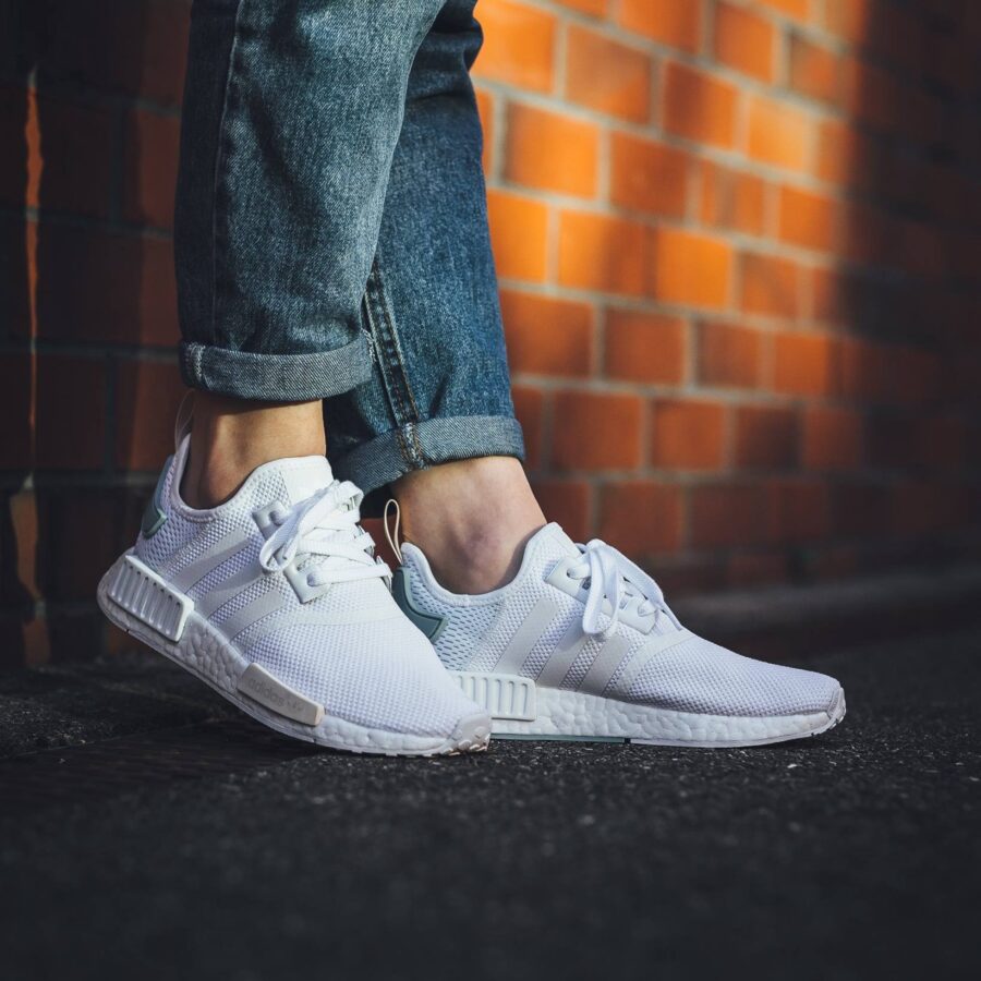 کفش اسنیکر زنانه ادیداس مدل Adidas NMD R1 Tactile