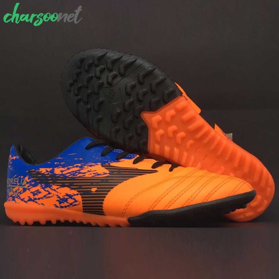 کفش مخصوص فوتبال ویژه زمین چمن مصنوعی