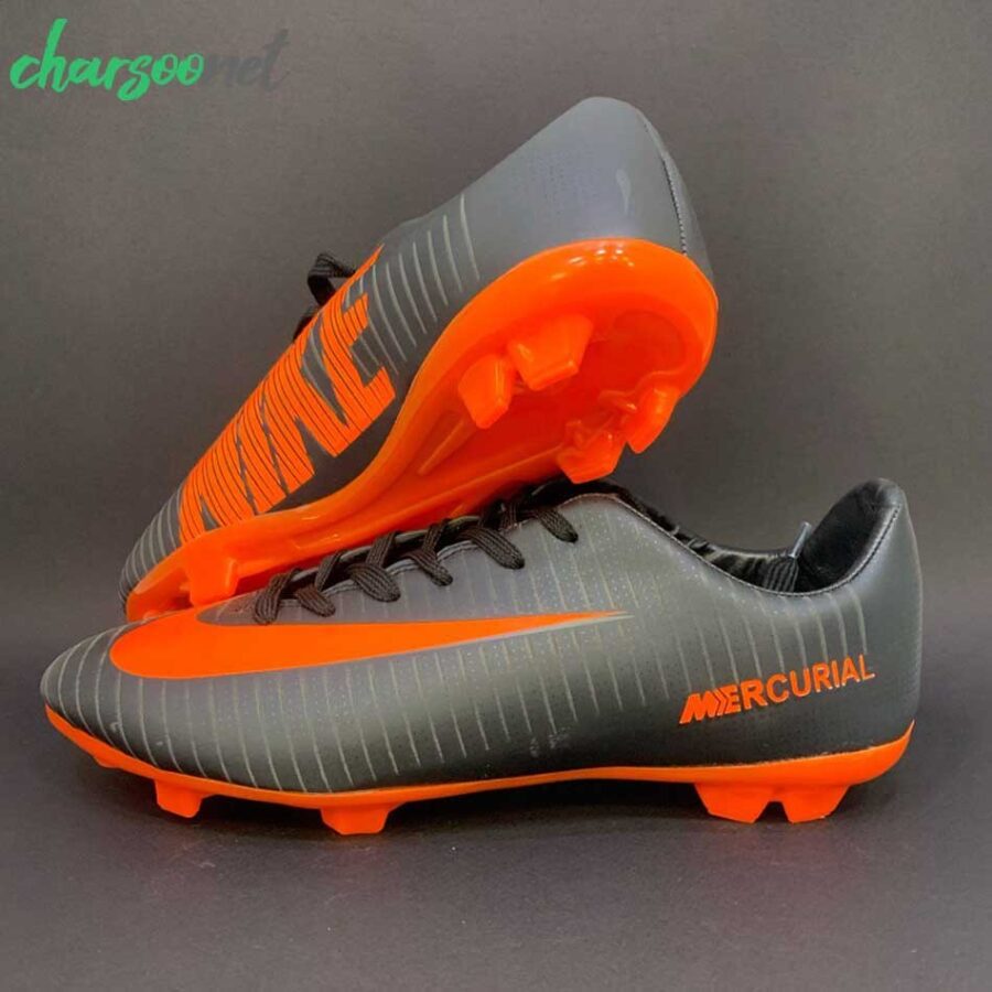 کفش فوتبال حرفه ای مخصوص زمین چمن طبیعی