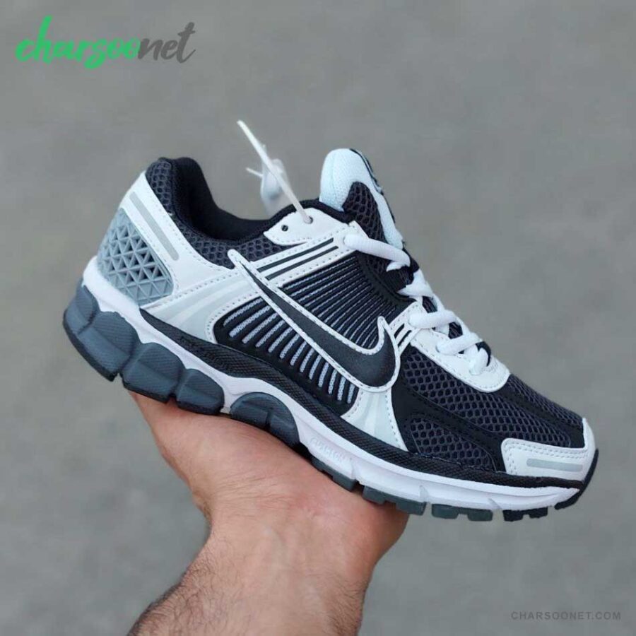 کفش پیاده روی و دویدن نایک Nike Vomero 5