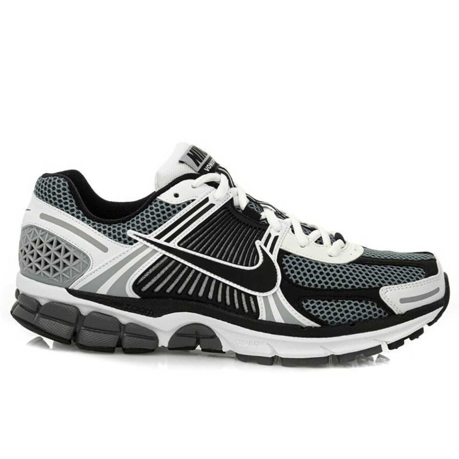 کفش پیاده روی و دویدن نایک Nike Vomero 5